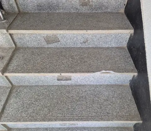 인천 돌계단보수 줄눈 벌어짐 보수 시공 전
